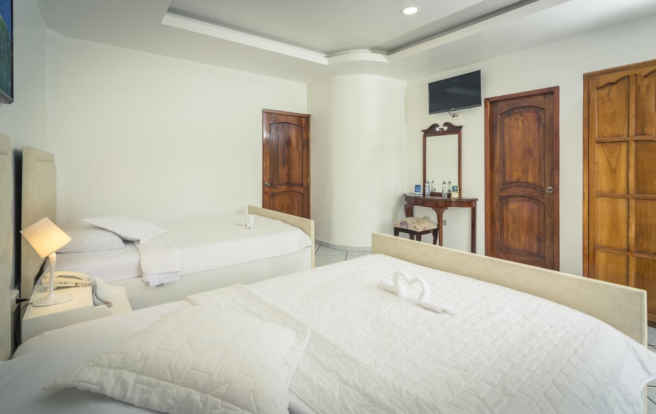 Grand Hotel Lobo De Mar Puerto Ayora  Eksteriør bilde